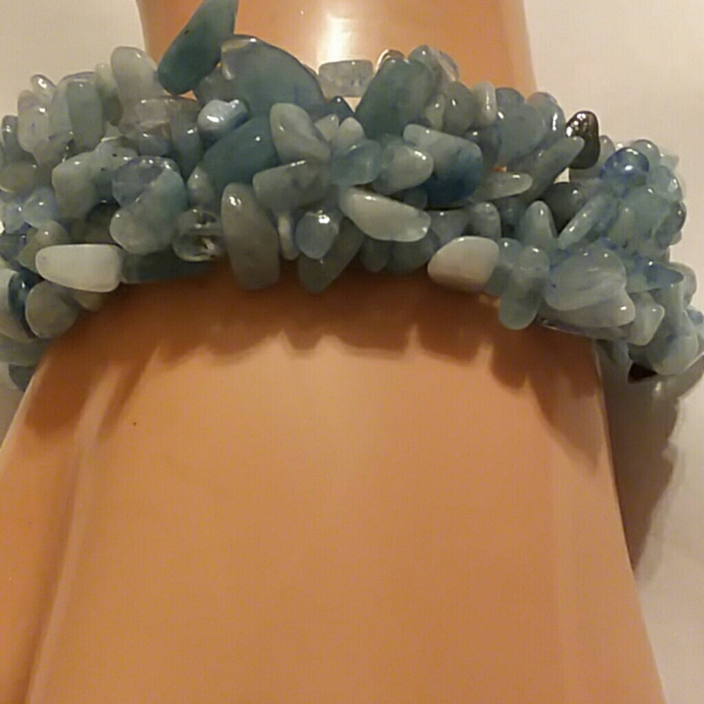 AQUAMARINE CHIP BRACELET,  SIZE  7-1/2"